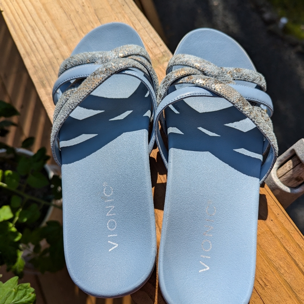 Vionic Dava Sandals - Picture 5 of 8